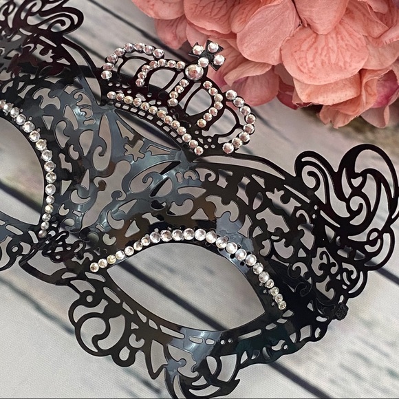 Black Metal and Crystal Venetian Masquerade Mask - Picture 9 of 16